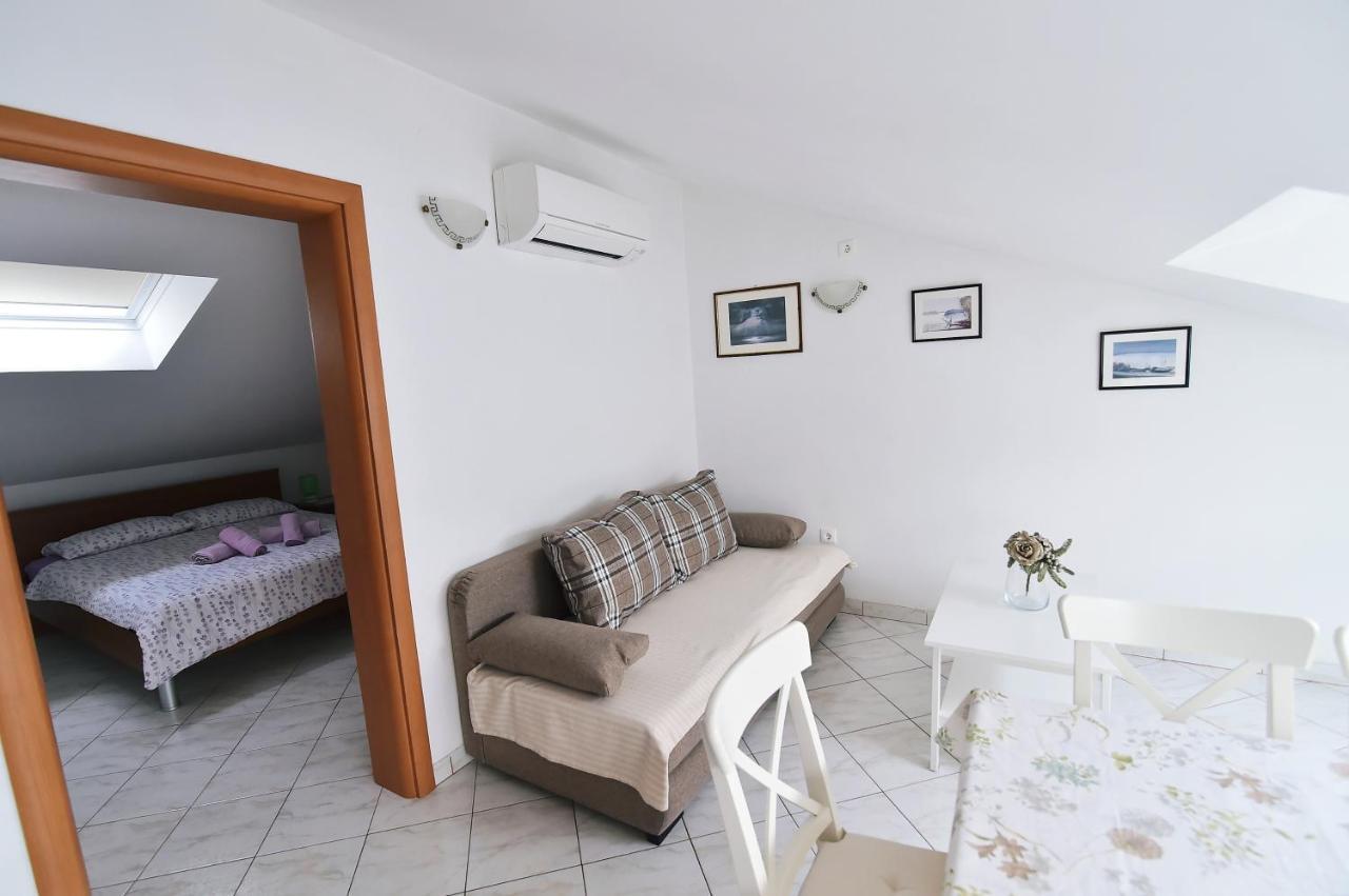 Apartments Luni II Baška Exterior foto